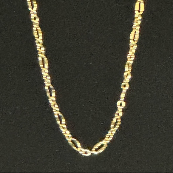 Gold Plated Link/Loop Chain Necklace - Picture 1 of 2